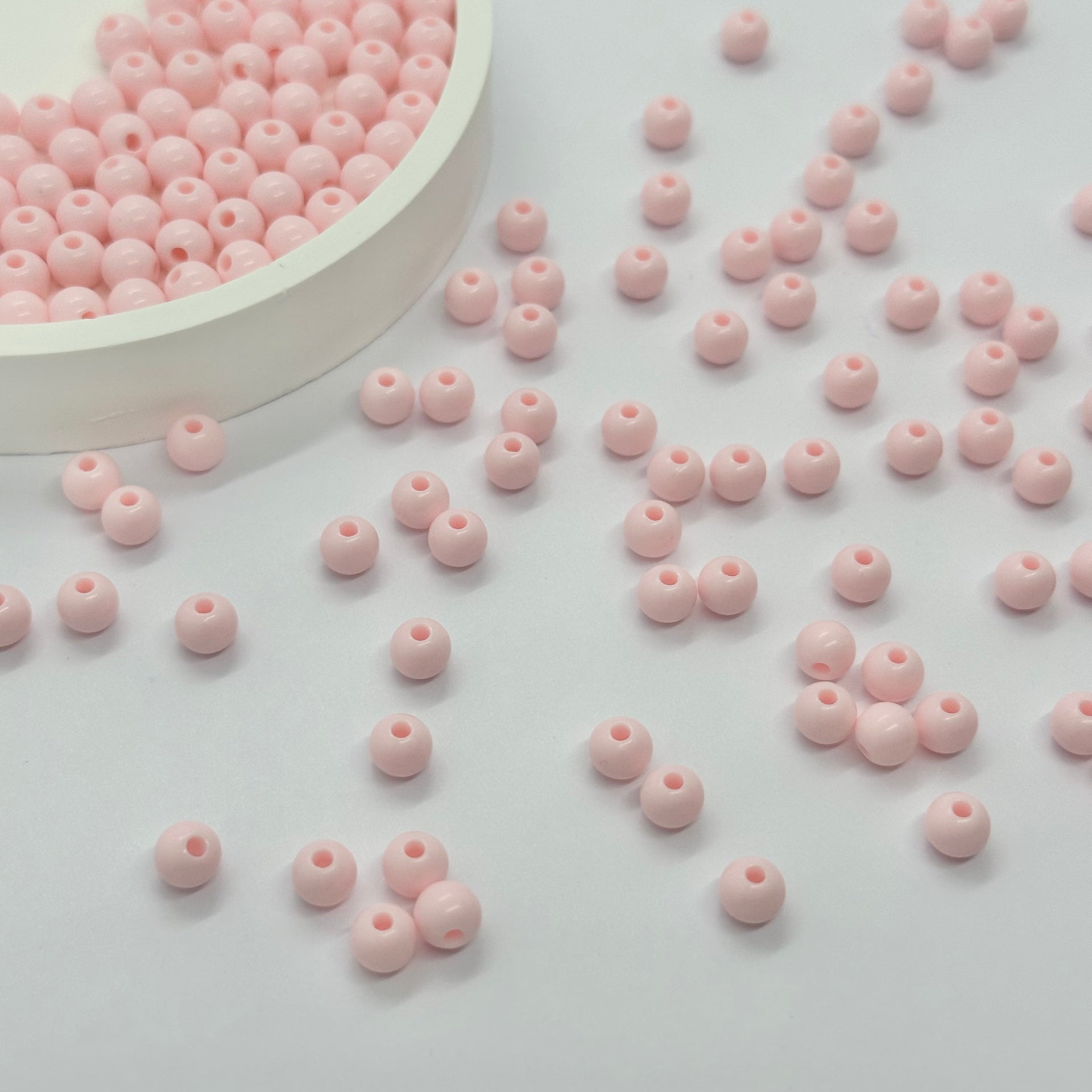 Perles acryliques : Boules pastel de 6 mm (opaques) Perles acryliques : Boules pastel de 6 mm (opaques)